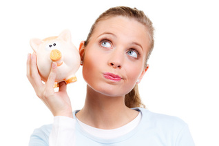 Frau mit Sparschwein Frau mit Sparschwein